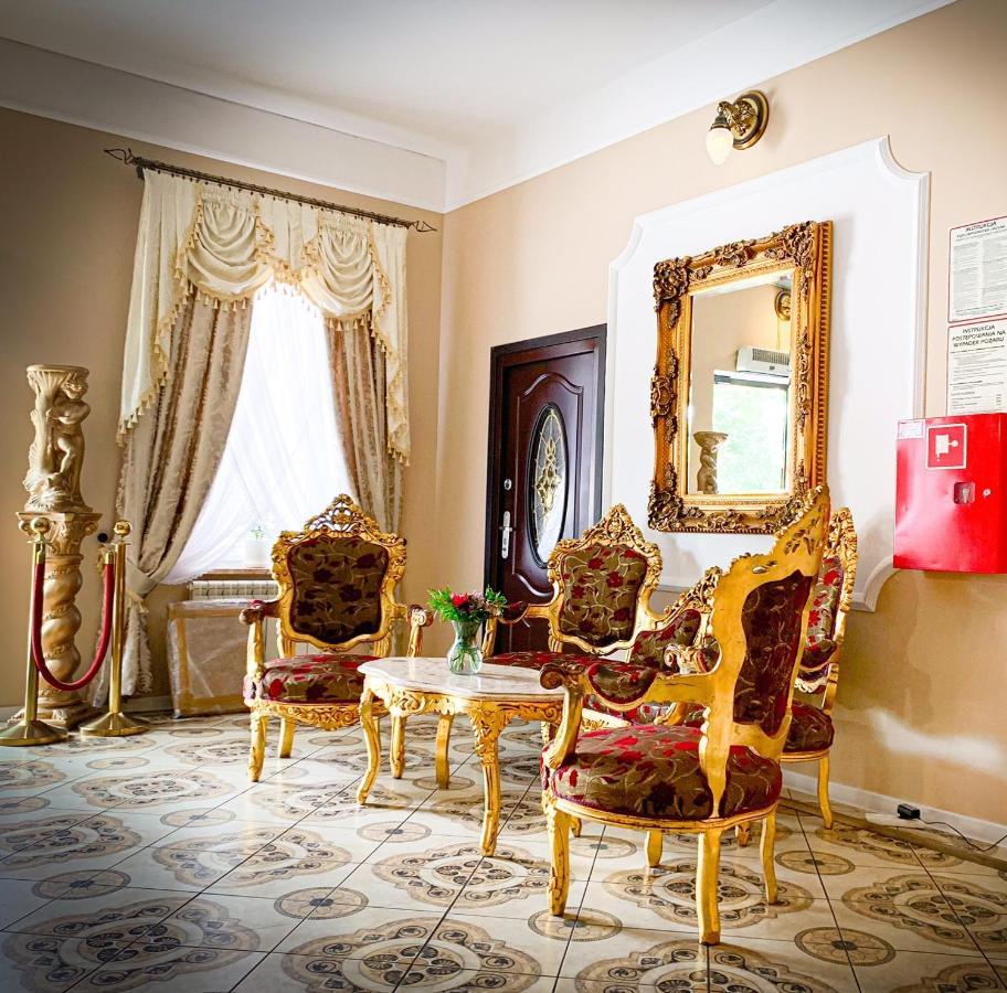 Hotel Wellness & Spa Antyczny Dwor Rudna Mala ภายนอก รูปภาพ