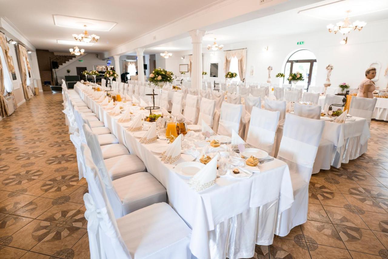 Hotel Wellness & Spa Antyczny Dwor Rudna Mala ภายนอก รูปภาพ